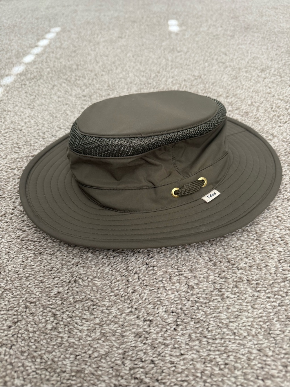 Tilley LTM6 AirFlo hat
